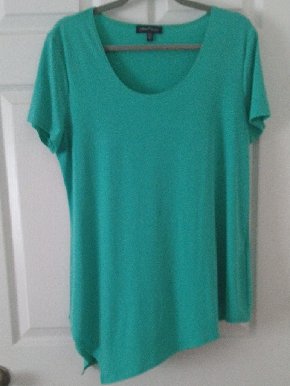 Slinky Brand Short Sleeve Scoop Neck Tee in Green.